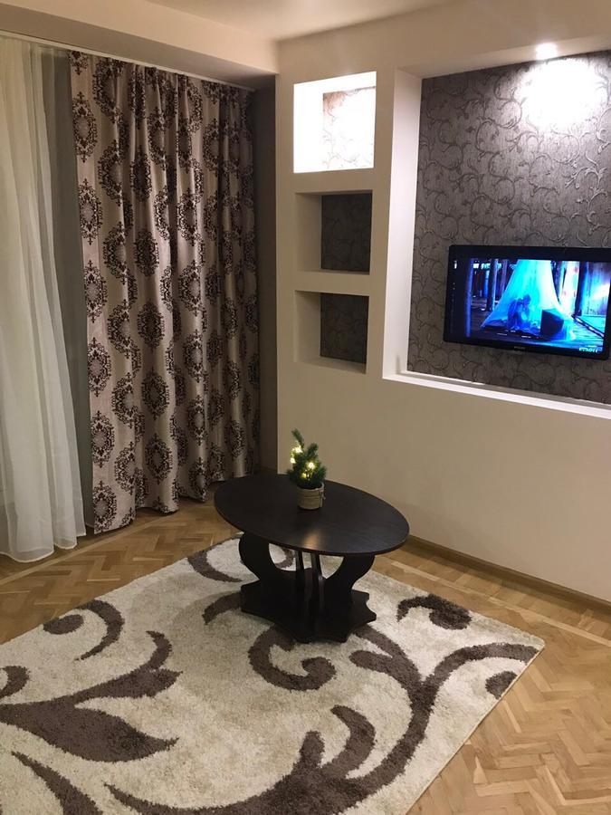 Studio apartment Κίεβο Εξωτερικό φωτογραφία